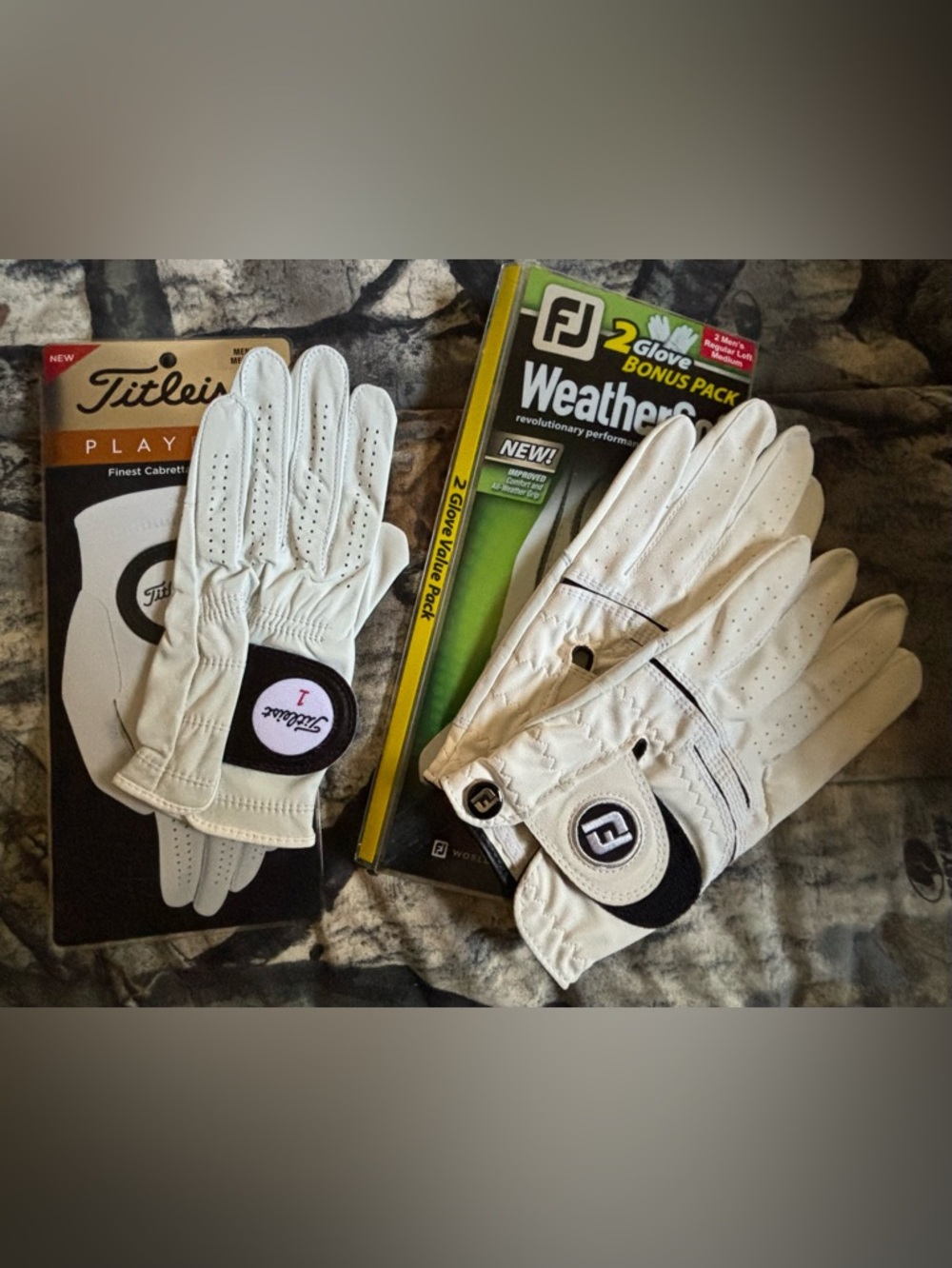 Titleist & FJ 2-Pack White Golf Gloves (Left Hand)